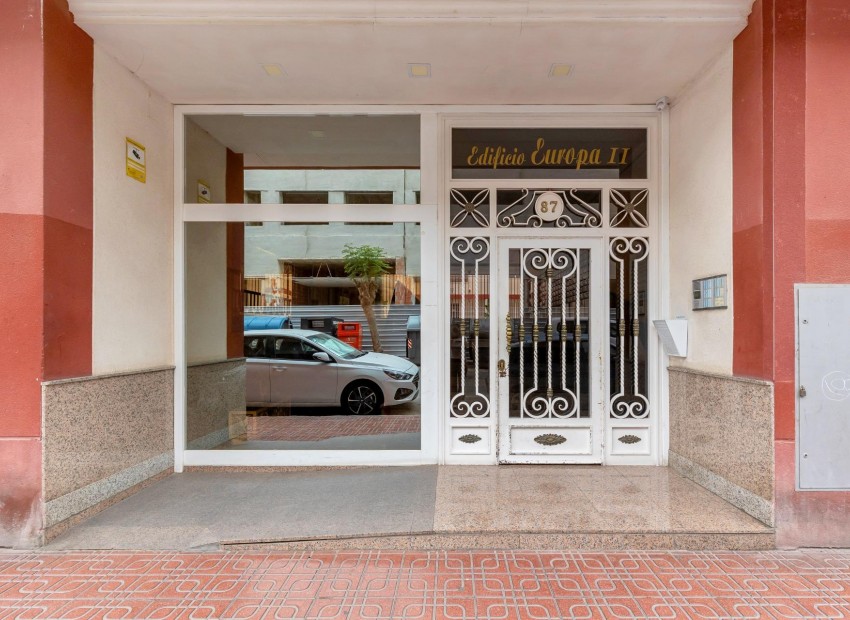Revente - Appartement -
Torrevieja - Center