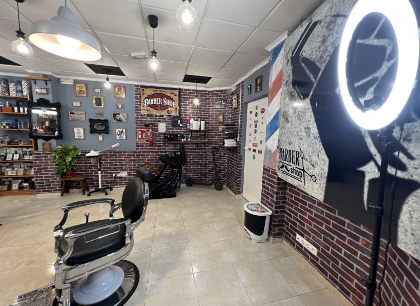 Revente - Commercial -
Guardamar del Segura* - Guardamar del Segura