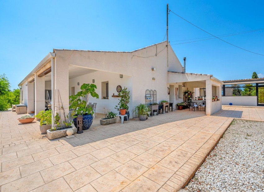 Revente - Finca / Propriété de campagne -
Elche* - Elche/Elx