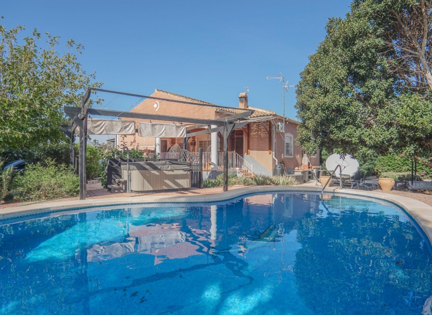 Revente - Finca / Propriété de campagne -
Orihuela - San Bartolome