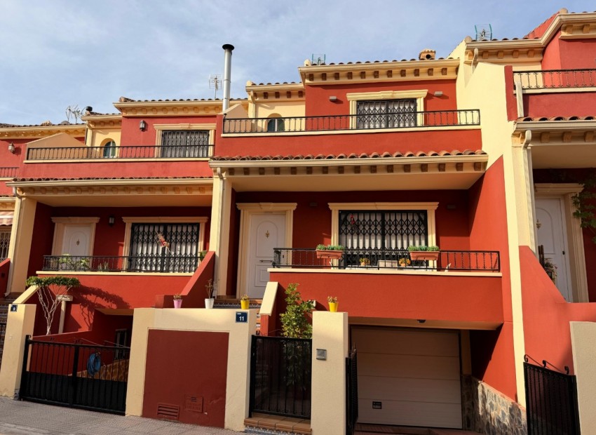 Revente - Maison -
Catral* - pueblo