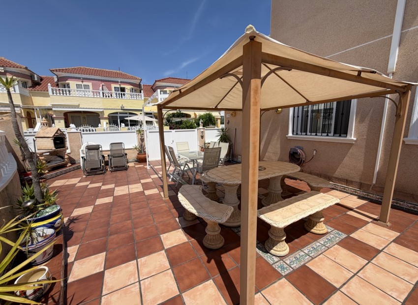 Revente - Maison -
Orihuela Costa - La Zenia