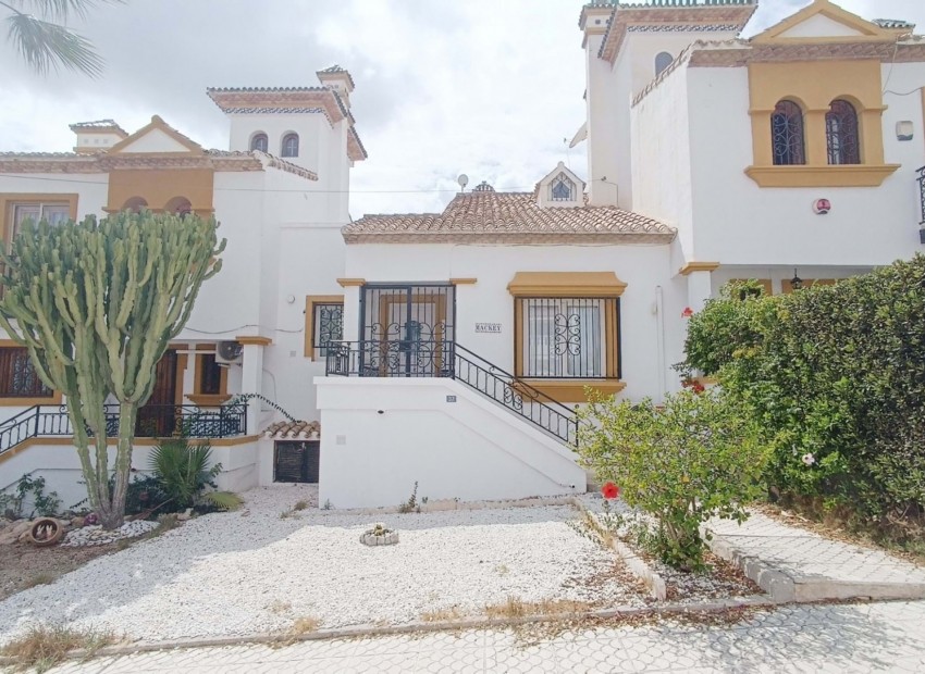 Revente - Maison -
Orihuela Costa* - Villamartín