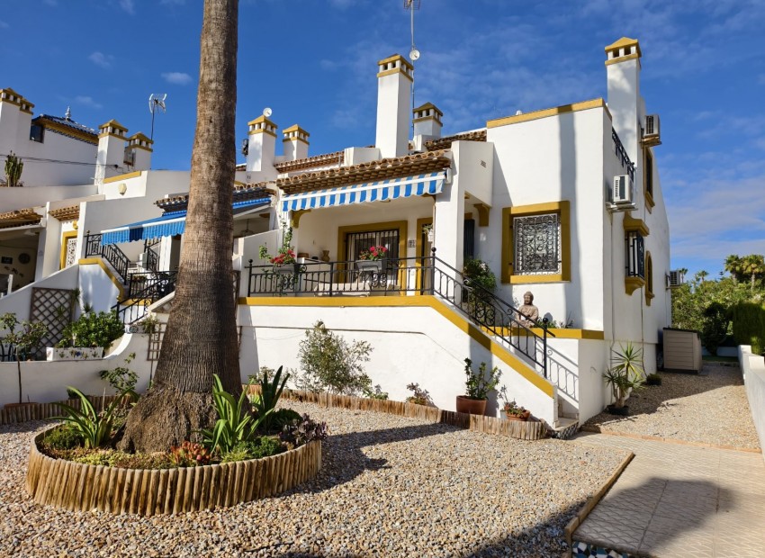 Revente - Maison -
Orihuela Costa* - Villamartín