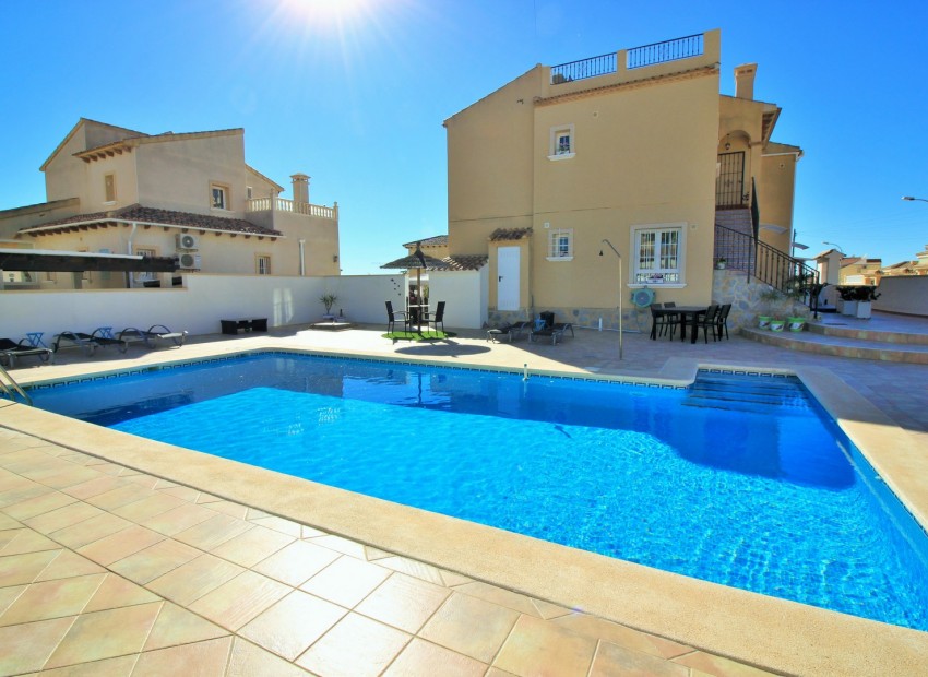 Revente - Maison -
Orihuela Costa* - Villamartin*