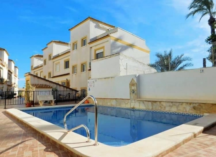 Revente - Maison -
Torremendo