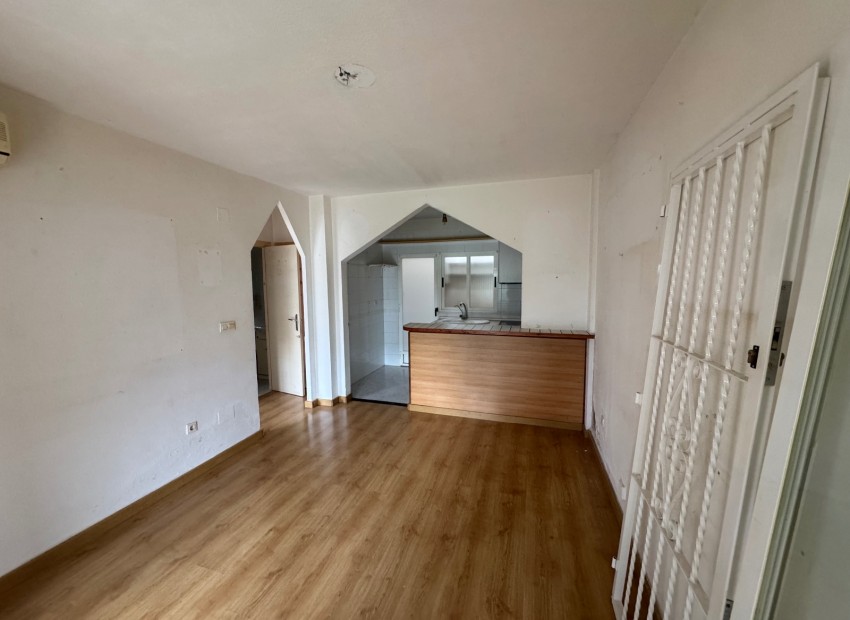 Revente - Maison -
Torrevieja Centro - Torrevieja