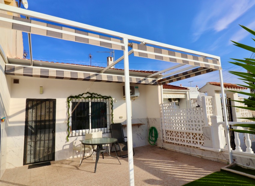 Revente - Maison -
Torrevieja - Torreta