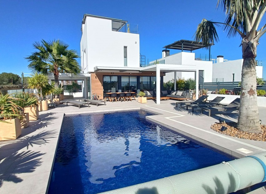 Revente - Villa -
Algorfa - La Finca Golf Resort
