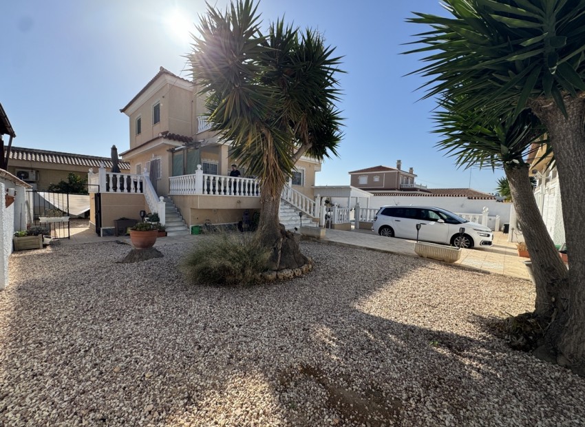 Revente - Villa -
Ciudad Quesada - Ciudad Quesada - Town