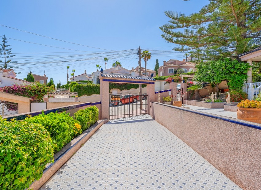Revente - Villa -
Ciudad Quesada - La Marquesa