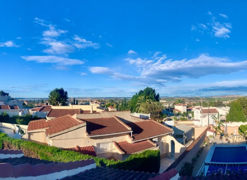 Revente - Villa -
Ciudad Quesada - Quesada Center