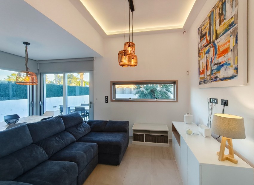 Revente - Villa -
Guardamar del Segura* - El Raso