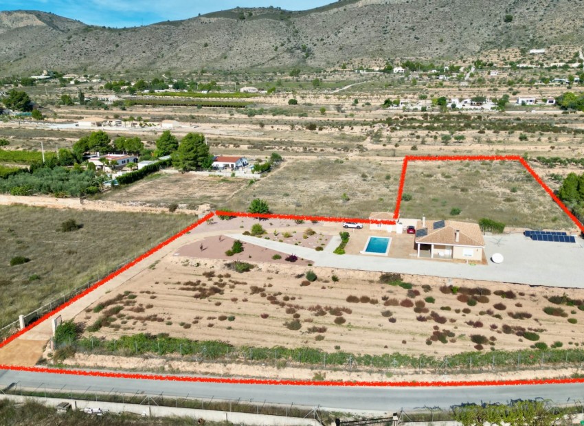 Revente - Villa -
Hondón de las Nieves - Hondón de las Nieves*