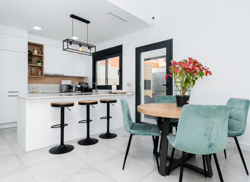 Revente - Villa -
Los Montesinos - La Herrada