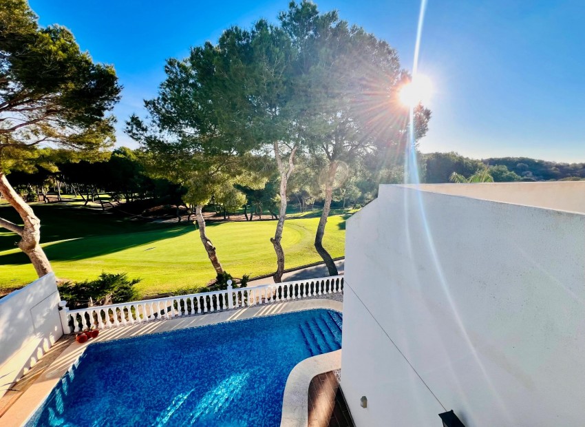 Revente - Villa -
Orihuela Costa* - Las Ramblas