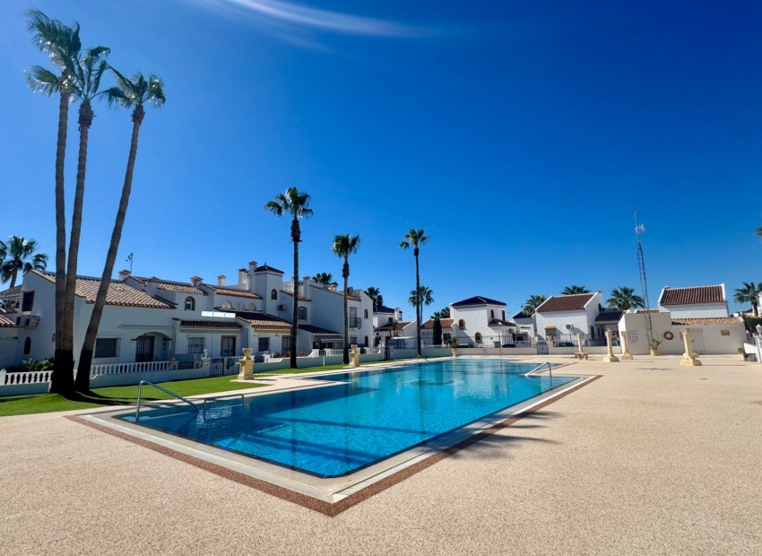 Revente - Villa -
Orihuela Costa* - Los Dolses*