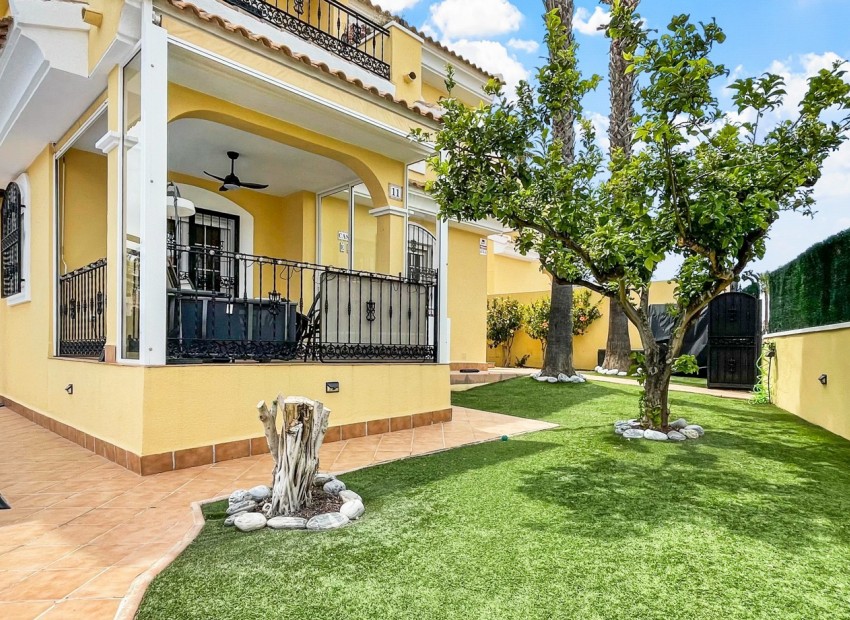 Revente - Villa -
Orihuela Costa* - Los Dolses*