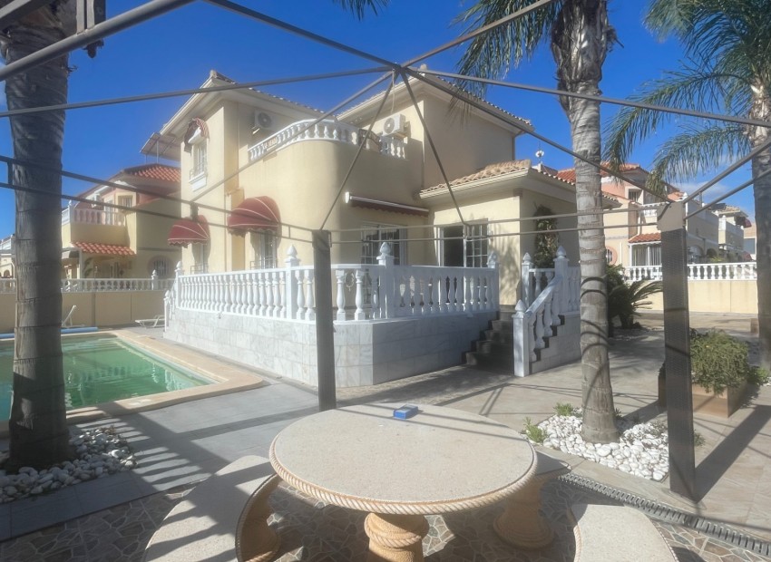 Revente - Villa -
Orihuela Costa* - Playa Flamenca*