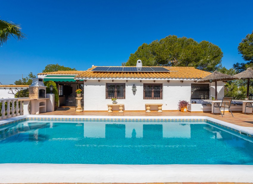 Revente - Villa -
Orihuela Costa - Villamartin