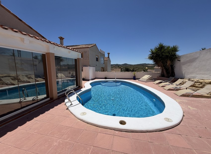 Revente - Villa -
San Miguel de Salinas - Lake View Mansions