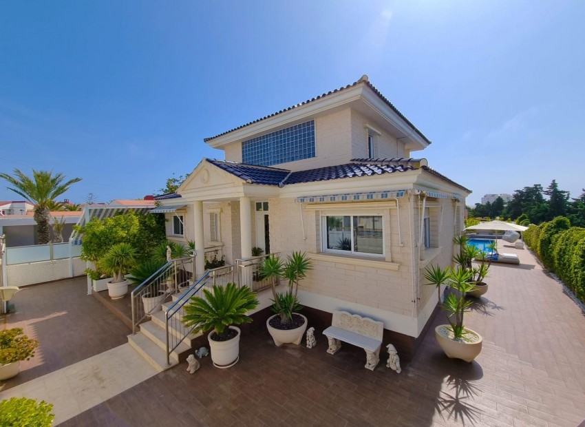 Revente - Villa -
Torrevieja* - Costa Blanca