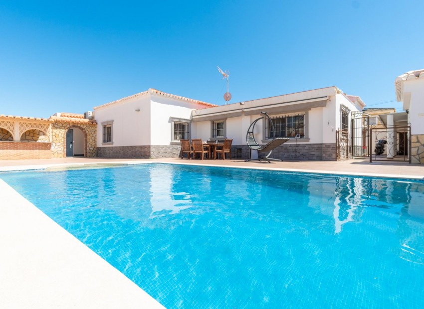 Revente - Villa -
Torrevieja* - Torreta florida