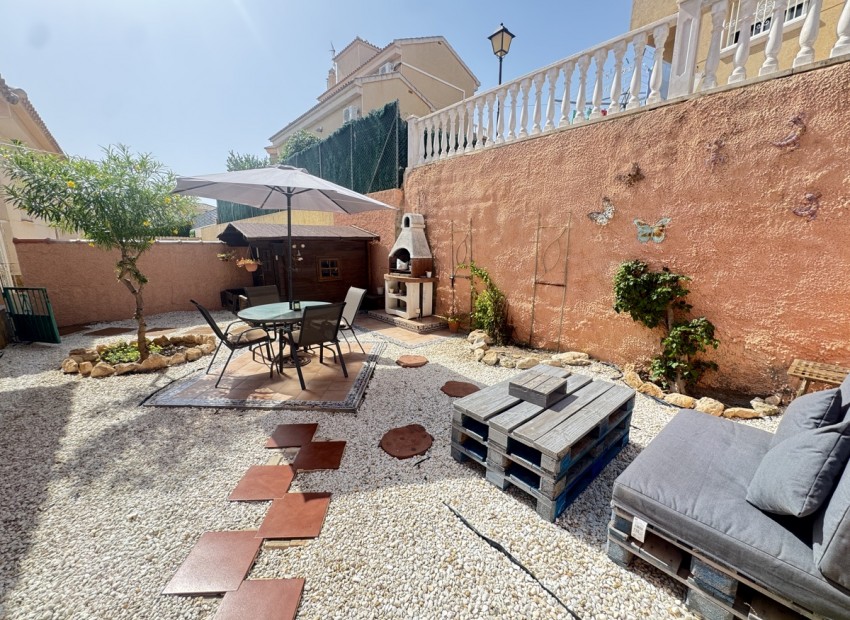 Revente - Villa -
Villamartin