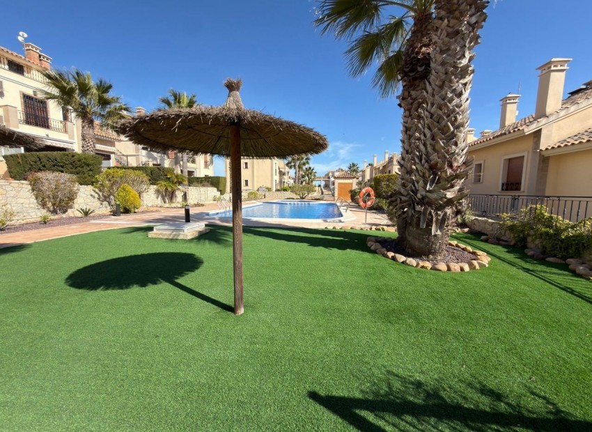Sale - Apartment / Flat -
Algorfa - La Finca Golf Resort