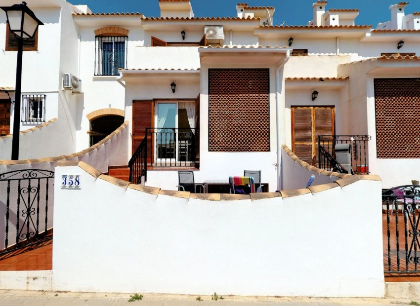 Sale - Apartment / Flat -
Alicante* - Gran Alacant*