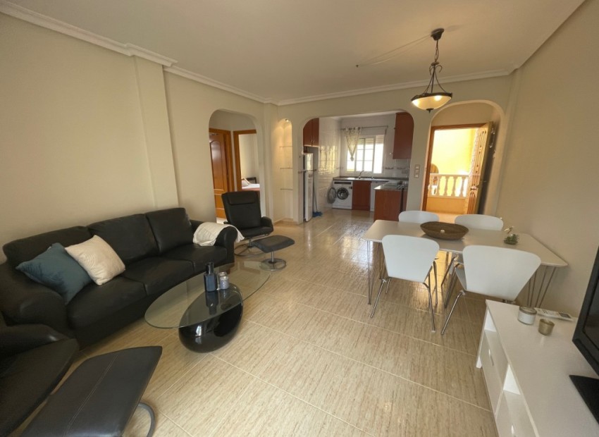Sale - Apartment / flat -
Cabo Roig