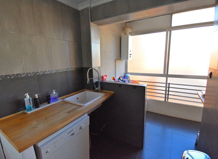 Sale - Apartment / Flat -
Daya Nueva - Daya Nueva - Town