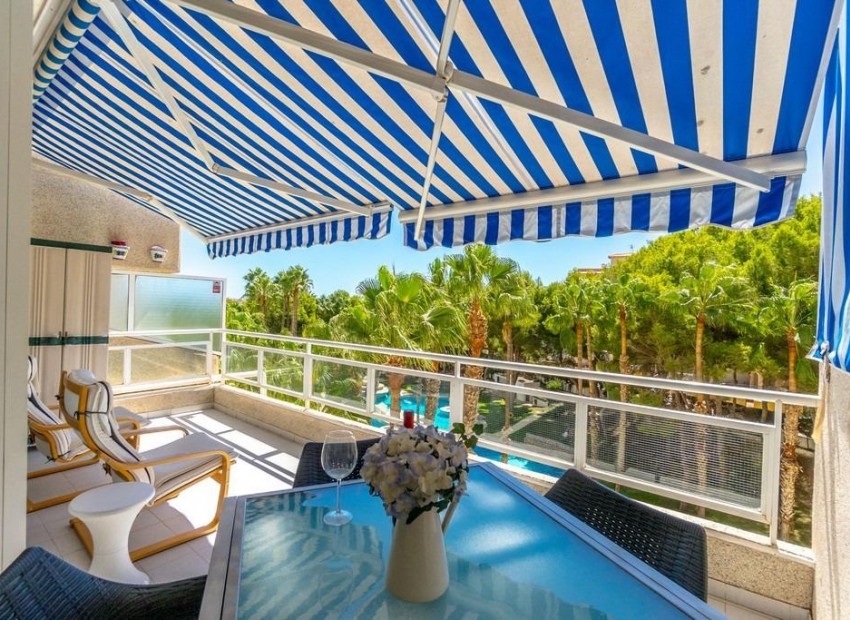 Sale - Apartment / Flat -
Dehesa de campoamor - Altos de campoamor