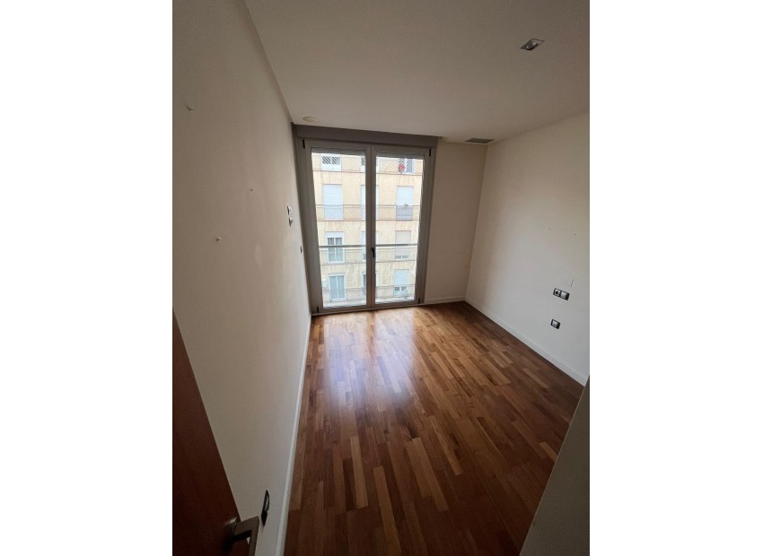 Sale - Apartment / Flat -
Elche* - Elche