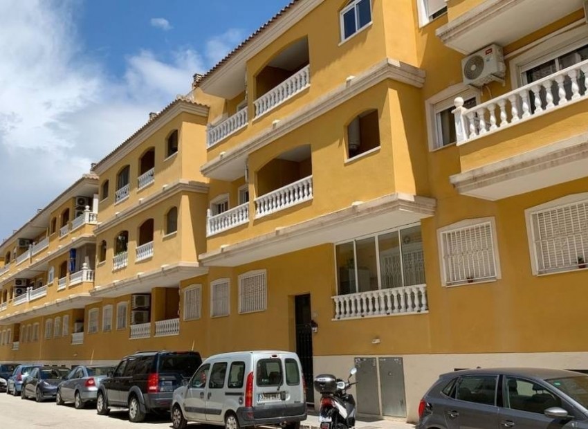 Sale - Apartment / Flat -
Formentera del Segura - Formentera - Village