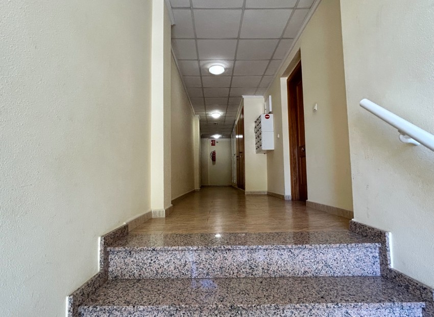 Sale - Apartment / Flat -
Jacarilla - pueblo