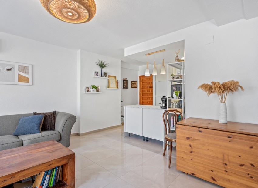 Sale - Apartment / Flat -
La Nucia* - La Nucia