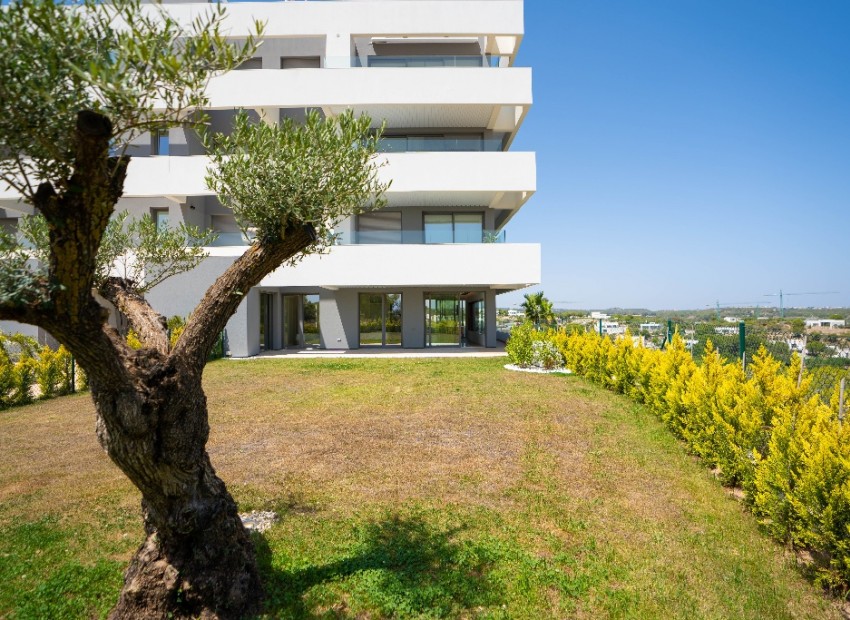 Sale - Apartment / flat -
Las Colinas Golf - Costa Blanca
