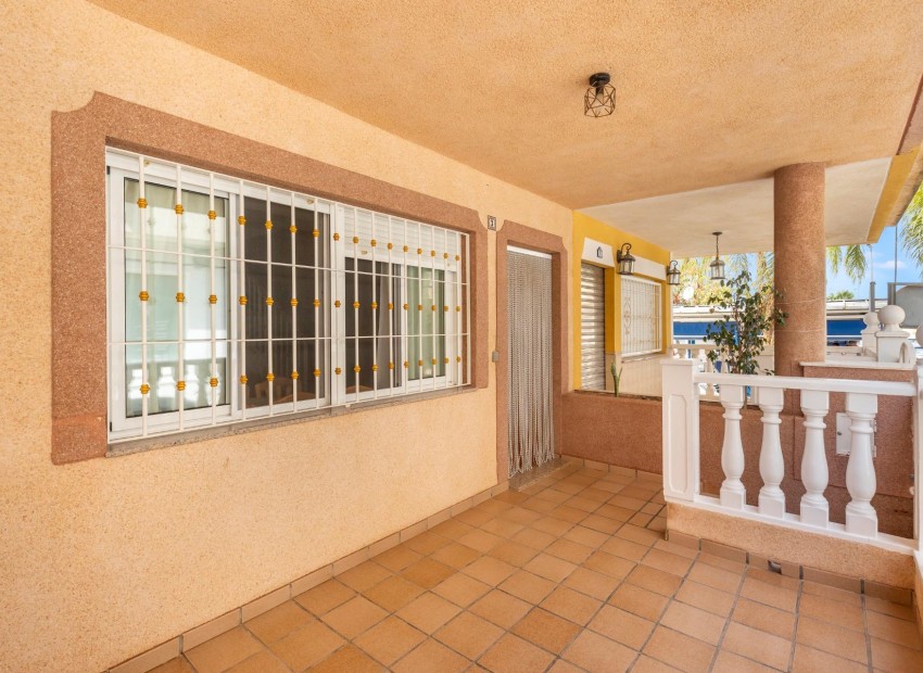 Sale - Apartment / Flat -
Los Alcázares - Centro