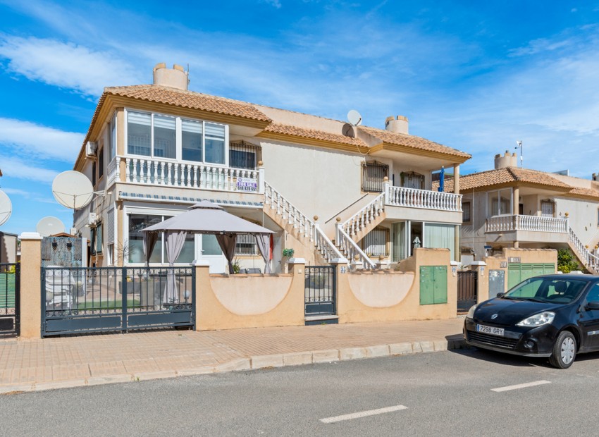 Sale - Apartment / Flat -
Orihuela Costa* - Cabo Roig