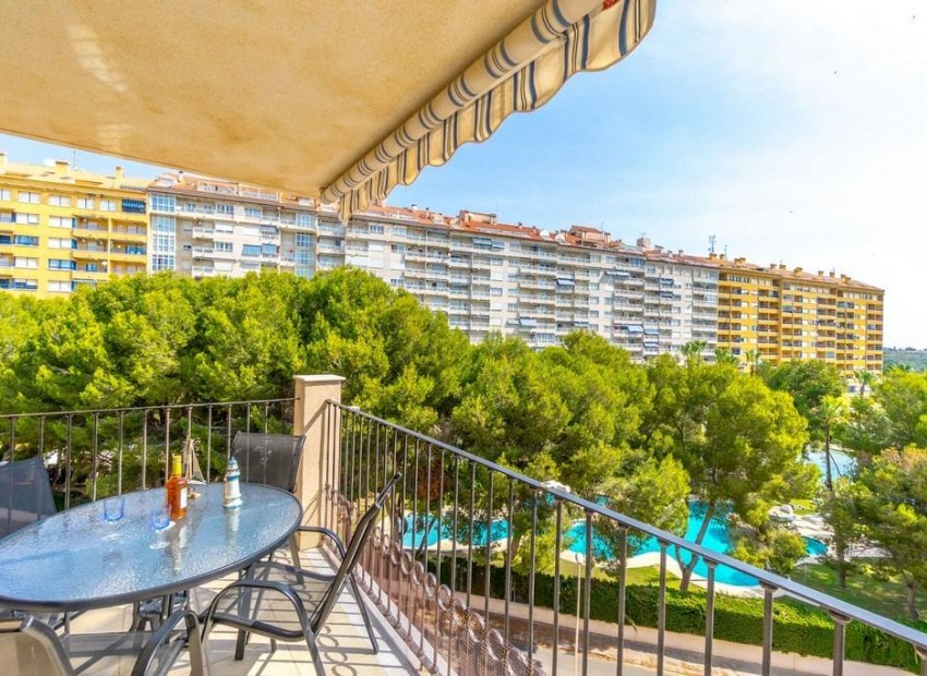 Sale - Apartment / Flat -
Orihuela Costa* - Campoamor