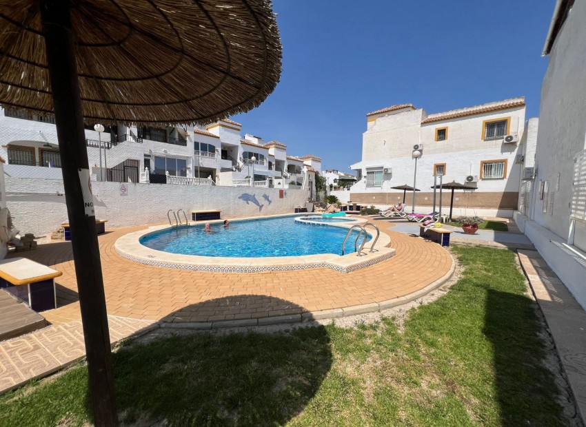 Sale - Apartment / Flat -
Orihuela Costa - Entre Naranjos - Vistabella Golf