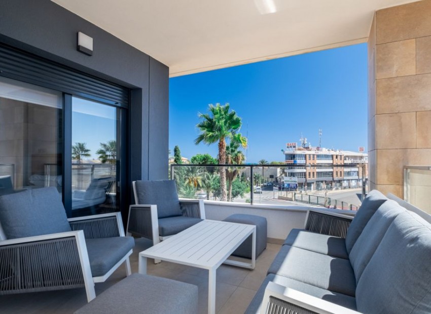 Sale - Apartment / Flat -
Orihuela Costa* - La Zenia*