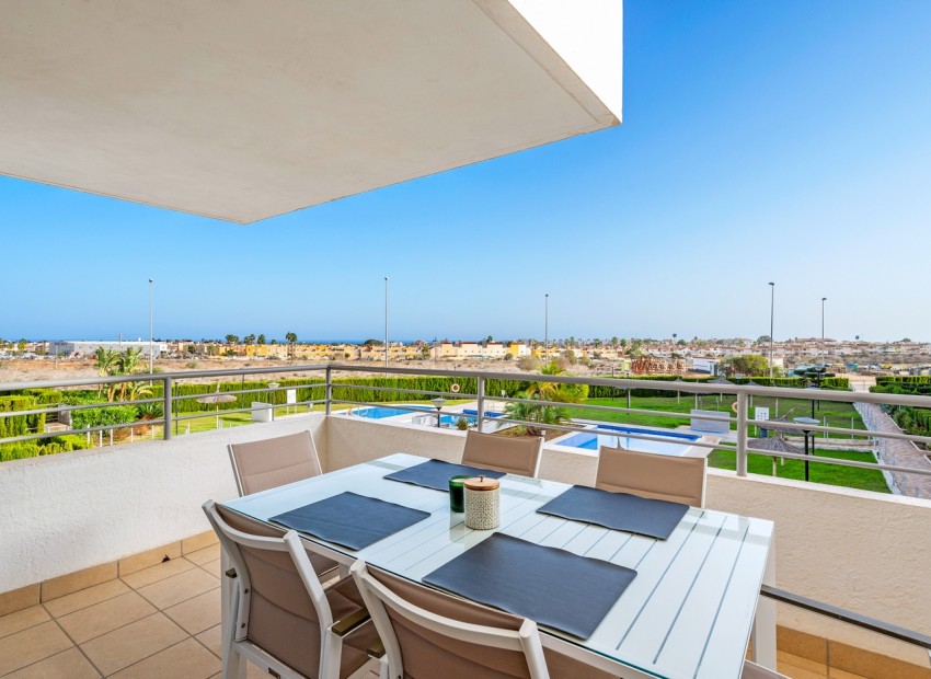 Sale - Apartment / Flat -
Orihuela Costa* - Lomas de Cabo Roig