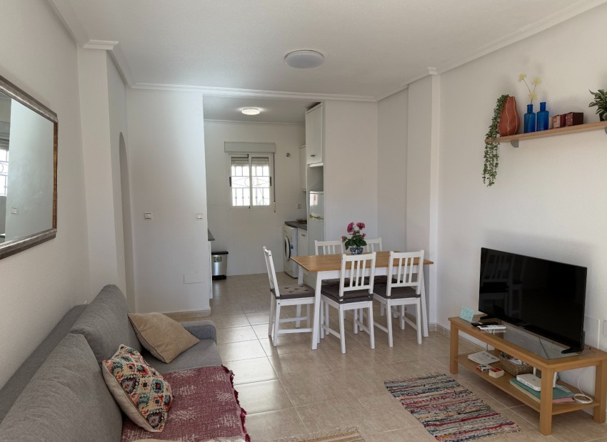 Sale - Apartment / Flat -
Orihuela Costa * - Los Altos *