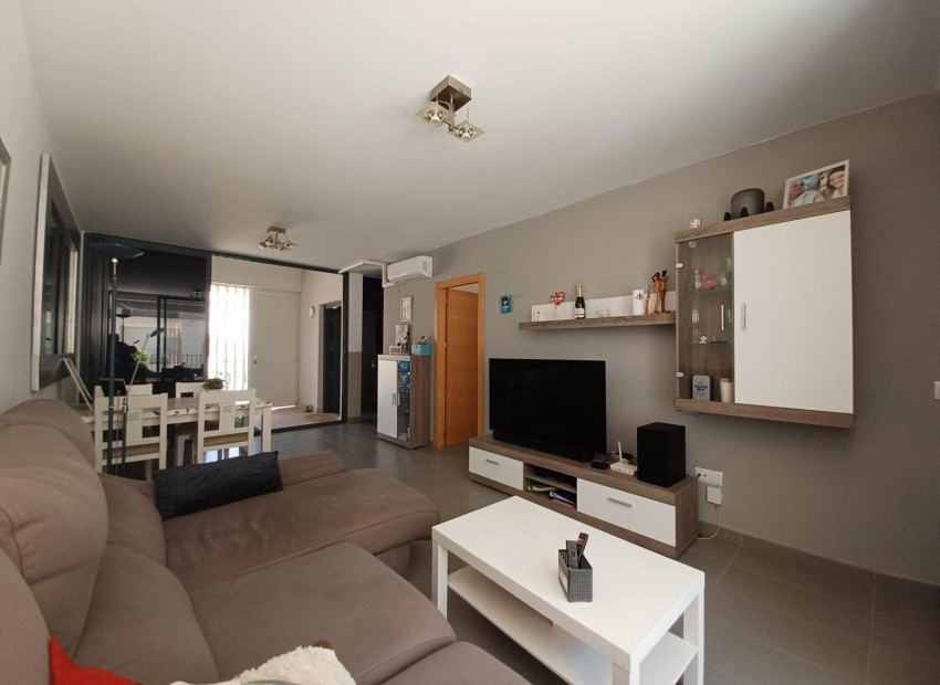 Sale - Apartment / Flat -
Orihuela Costa - Los Dolses