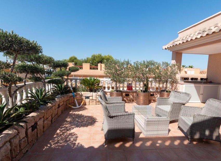 Sale - Apartment / Flat -
Orihuela Costa* - Los Dolses