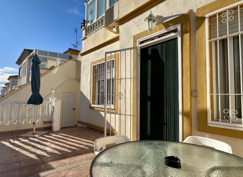 Sale - Apartment / Flat -
Orihuela Costa* - Playa Flamenca*