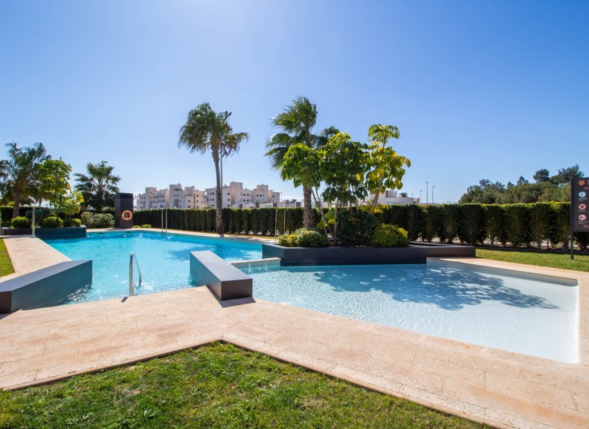 Sale - Apartment / Flat -
Orihuela Costa* - Villamartin*