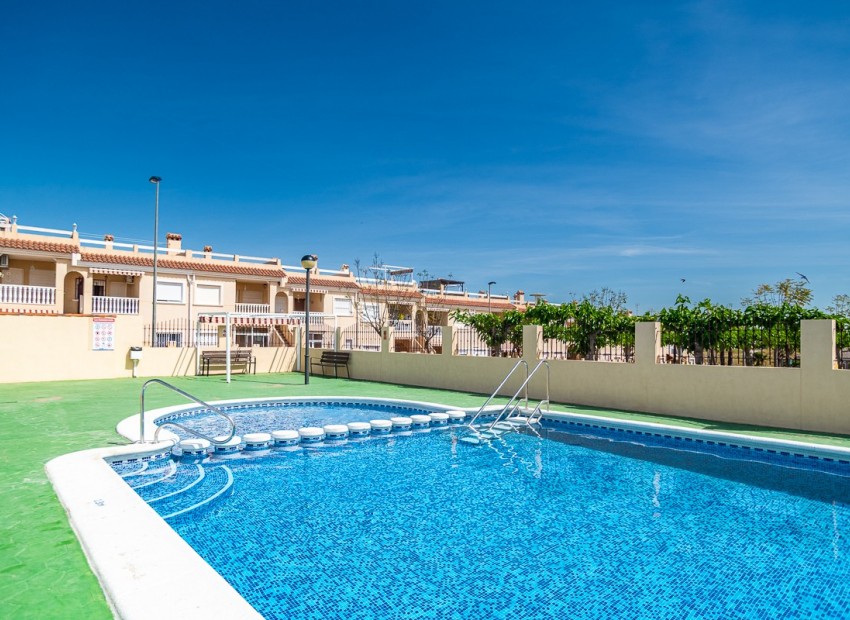 Sale - Apartment / Flat -
Orihuela* - La Matanza